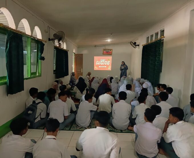 MAS Al-Hikmah Soe Gelar Bimbingan Remaja Rutin Bersama Komunitas Smart With Islam